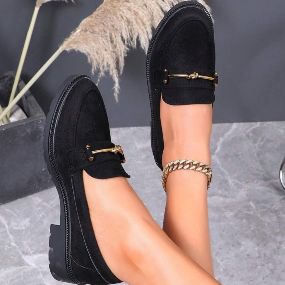 NEW Old Money Suede Loafers Retro Classy Boutique Chic Sz 10